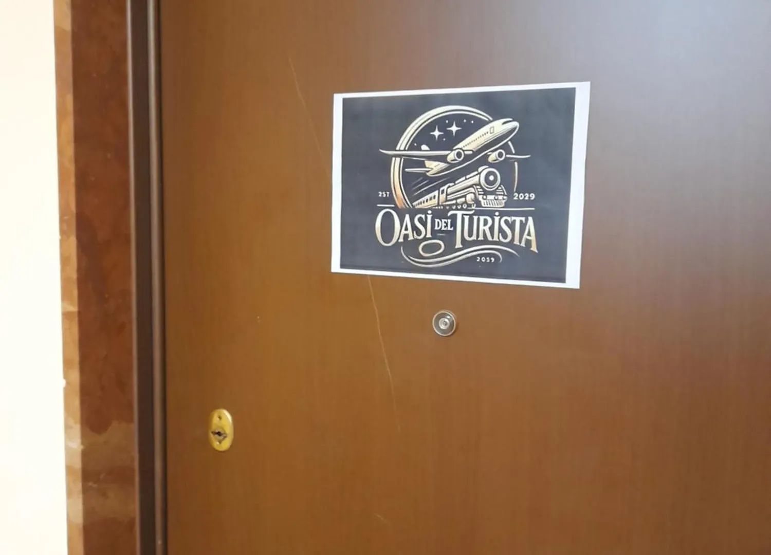 -L' Oasi Del Turista, Room2- Central Station Milan Guest house